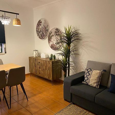 Country Town Apartment Almeirim Eksteriør bilde